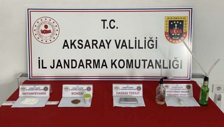 Aksaray jandarmadan uyuşturucu operasyonu: 2 gözaltı, 1 tutuklama – Son Dakika Türkiye Haberleri
